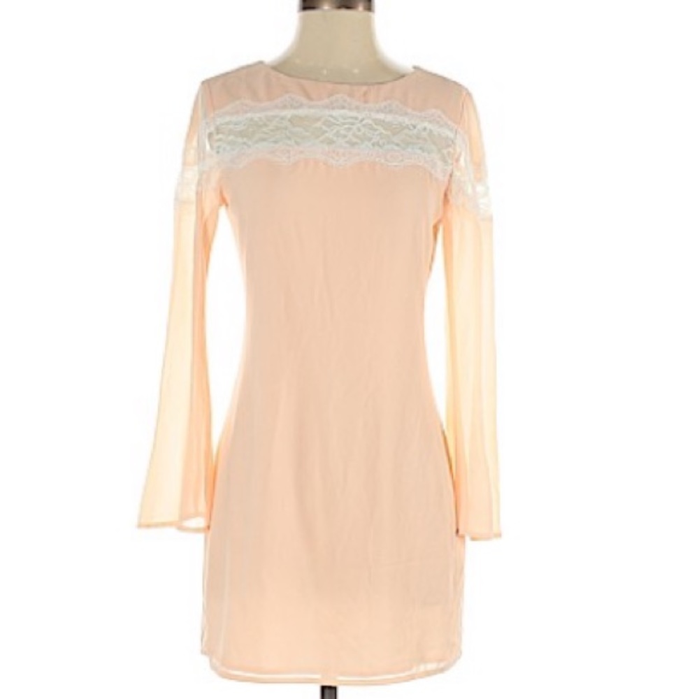 NWT Chelsea 28 peach🍑/white lace brand new dress